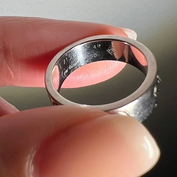 Cartier Love Ring 18K White Gold - Picture 5 of 12